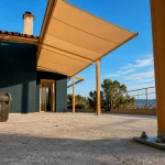 Pose pergola toile toulon : pergola toile adossée sur terrasse, toile beige